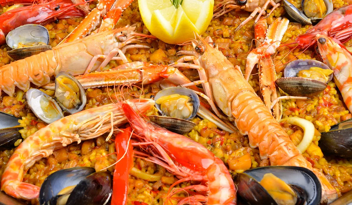 Where to eat in Costa Daurada, we recommend Dorado de La Pineda