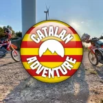 Logo de Catalan Adventure, alquiler de motos y rutas en Cataluña