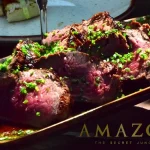 Carns premium a taula al restaurant Amazon The Secret Jungle.
