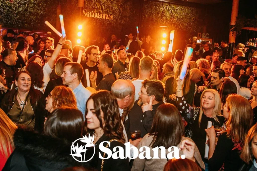 Sabana Reus – pista de ball plena en club icònic del centre