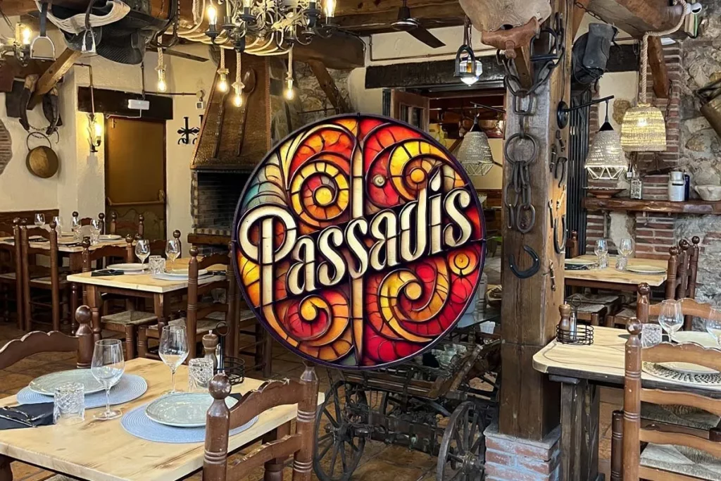 Logo Passadís, referent de la cuina catalana i carns a la brasa a Tarragona.