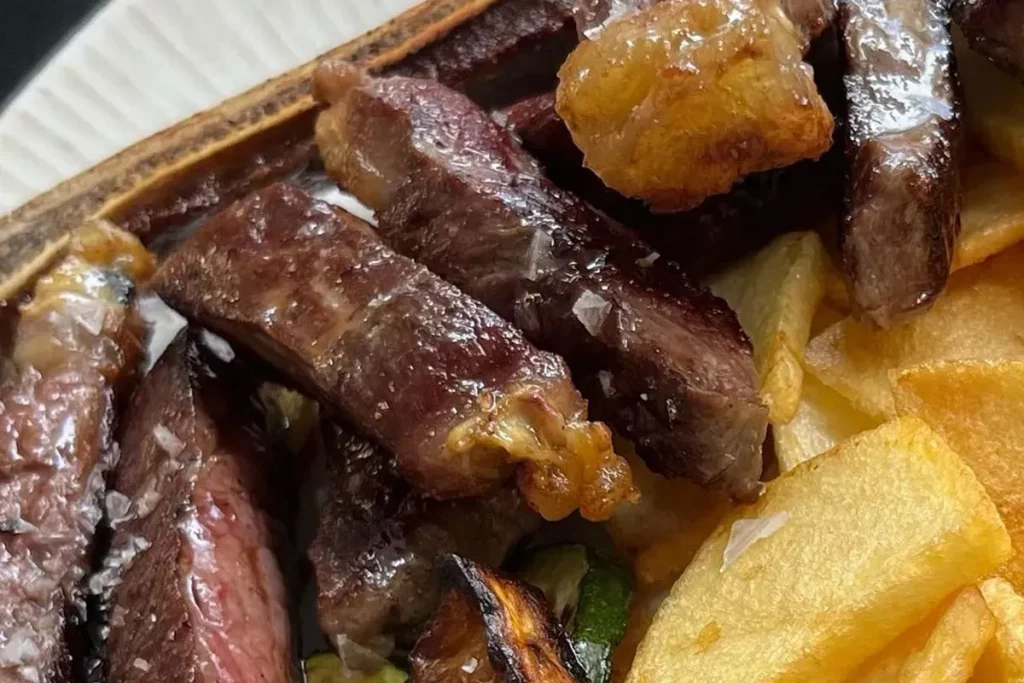 Menú de mediodía y cocina casera en Taranta, centro de Tarragona.